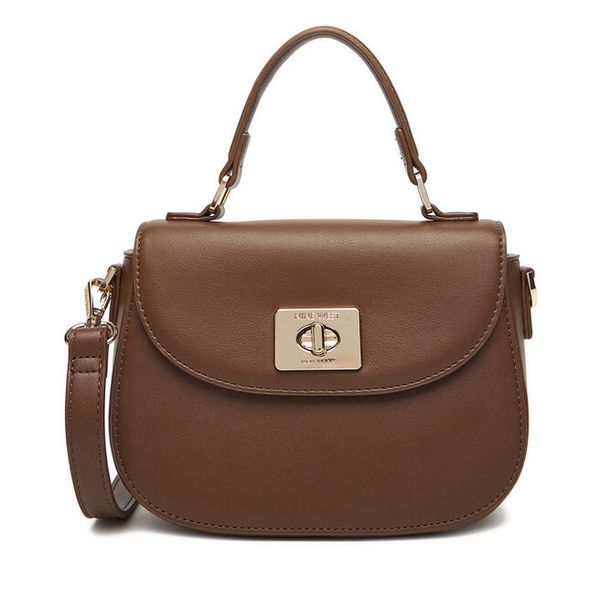 Torebka Nine West. Brązowe torebki do ręki damskie Nine West, bez wzorów, klasyczne, bez dodatków. Za 229.99 zł.