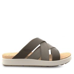 Klapki Keen. Brązowe klapki damskie Keen, bez wzorów, bez obcasa. Za 479.99 zł.