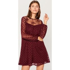 Sukienka mini - Bordowy. Czerwone sukienki damskie Mohito. Za 139.99 zł.