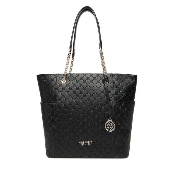 Torebka Nine West. Czarne torebki do ręki damskie Nine West, bez wzorów, bez dodatków. Za 269.99 zł.