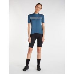 Koszulka na rower z krótkim rękawem zapinana na zamek damska PROTEST. Niebieskie obuwie sportowe damskie Protest, bez wzorów, rowerowe. Za 339.99 zł.