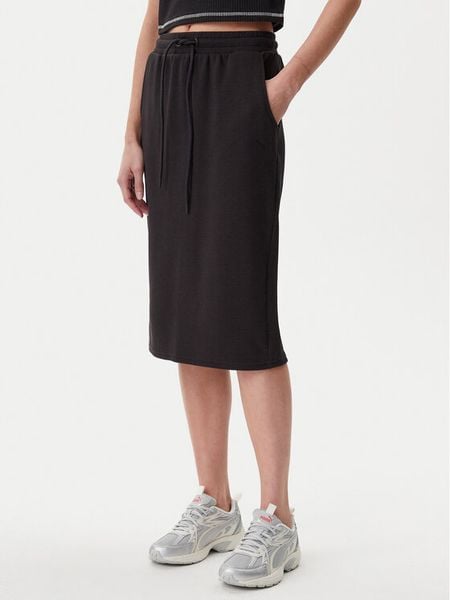 Puma Spódnica midi Her 685059 Czarny Regular Fit. Czarne spódnice damskie Puma, s, bez wzorów, z syntetyku, midi. Za 129.99 zł.