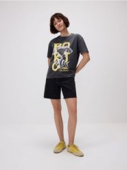 T-shirt z nadrukiem - ciemnoszary. Szare t-shirty damskie Reserved, l, bez wzorów, z bawełny, bez kołnierzyka. Za 49.99 zł.