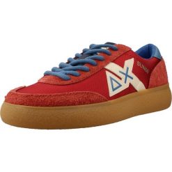 Buty SUN68 LUIS LOW Czerwony. Czerwone trekkingi męskie SUN68, trekkingowe. Za 247.99 zł.