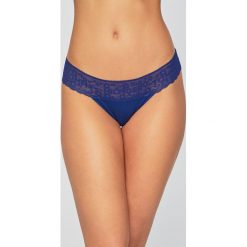 Tommy Hilfiger - Stringi (3-pack). Stringi damskie marki Tommy Hilfiger. W wyprzedaży za 139.90 zł.