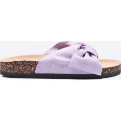 Answear - Klapki Ideal Shoes. Szare klapki damskie ANSWEAR, z materiału. W wyprzedaży za 69.90 zł.