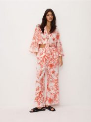 Spodnie culotte z lnem - wielobarwny. Spodnie materiałowe damskie Reserved, l, bez wzorów, z bawełny. W wyprzedaży za 39.99 zł.