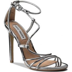 Sandały STEVE MADDEN - Smith Sandal 91000887-07046-14001 Silver. Sandały damskie marki Steve Madden. W wyprzedaży za 299.00 zł.