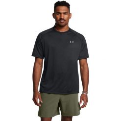 Koszulka fitness męska Under Armour UA Tech™ 2.0. Czarne koszulki sportowe męskie Under Armour, m, bez wzorów, z materiału, bez kołnierzyka, bez ramiączek, na fitness i siłownię. W wyprzedaży za 99.99 zł.