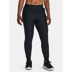 Legginsy Damskie Under Armour Qualifier Elite. Czarne spodnie sportowe damskie Under Armour, bez wzorów, do biegania. Za 449.00 zł.