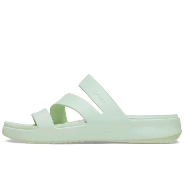 Klapki Crocs Getaway Strappy W Damskie. Zielone klapki damskie Crocs, bez wzorów, z materiału, bez obcasa, na koturnie. Za 175.20 zł.