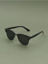Okulary przeciwsłoneczne - czarny. Czarne okulary przeciwsłoneczne męskie Sinsay. Za 9.99 zł.