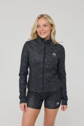 Kurtka Infinite Cropped Zipped – czarna panterka. Czarne kurtki sportowe damskie OOSC, xs, bez wzorów, z materiału, bez kaptura, na fitness i siłownię. Za 245.99 zł.