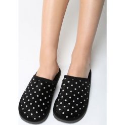 Czarne Kapcie Domiciliary. Czarne kapcie damskie Born2be, z materiału. Za 19.99 zł.