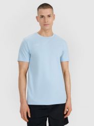 4F T-shirt regular z nadrukiem męski - niebieski S. Niebieskie koszulki sportowe męskie 4f, m, bez wzorów, z bawełny, klasyczne, bez kołnierzyka. W wyprzedaży za 39.99 zł.