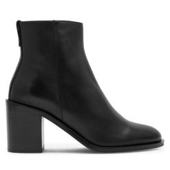 Botki GINO ROSSI. Czarne botki damskie Gino Rossi, bez obcasa, na słupku, bez zapięcia. Za 399.99 zł.