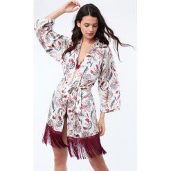 Etam - Szlafrok Cassy. Szare szlafroki damskie Etam. W wyprzedaży za 159.90 zł.
