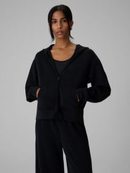 4F Bluza dresowa regular z modalem damska - czarna XS. Czarne bluzy damskie 4f, xs, bez wzorów, z dresówki, klasyczne. Za 199.99 zł.