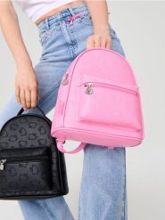 Plecak Hello Kitty - różowy. Czerwone plecaki damskie Sinsay, bez wzorów. W wyprzedaży za 51.99 zł.