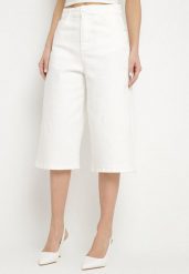 Białe Szorty Jeansowe Typu Bermudy z Wysokim Stanem Sonathra. Białe szorty damskie Born2be, s, bez wzorów, z bawełny, eleganckie, z podwyższonym stanem. Za 69.99 zł.