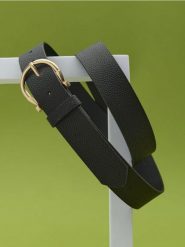 Pasek - czarny. Czarne paski damskie Sinsay, bez wzorów. Za 15.99 zł.