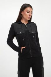 Sweter dmaski z kapturem LIU JO. Swetry damskie Liu Jo, xl, bez wzorów, bez kołnierzyka, bez ramiączek, z kapturem. Za 899.00 zł.