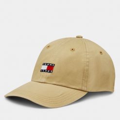 Czapka z daszkiem Tommy Jeans. Brązowe czapki i kapelusze męskie Tommy Jeans, bez wzorów, z jeansu. Za 109.99 zł.