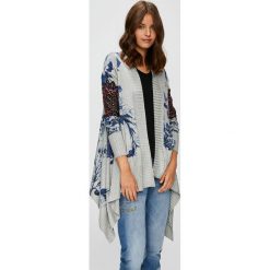 Desigual - Kardigan. Kardigany damskie marki Desigual. W wyprzedaży za 299.90 zł.