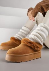 Brązowe Krótkie Śniegowce na Platformie Ozdobione Futerkiem Sewlara. Brązowe śniegowce i trapery damskie Renee, z jeansu. Za 44.99 zł.