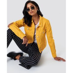 NA-KD Kurtka dżinsowa z rozciętym rękawem - Yellow. Kurtki damskie marki NA-KD. W wyprzedaży za 161.97 zł.