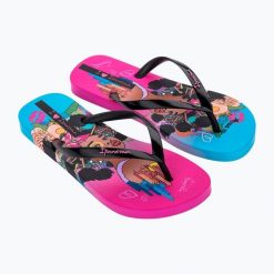 Japonki damskie Ipanema Graffiti V. Czarne klapki damskie Ipanema, bez wzorów, z materiału, eleganckie, bez obcasa. Za 119.99 zł.