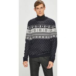 Jack & Jones - Sweter. Czarne swetry przez głowę męskie Jack & Jones, m, bez wzorów, z dzianiny, bez kołnierzyka. W wyprzedaży za 29.90 zł.