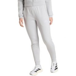 Spodnie damskie adidas Entrada 26 Sweat Pant. Szare spodnie sportowe damskie Adidas, bez wzorów, z bawełny. Za 131.99 zł.