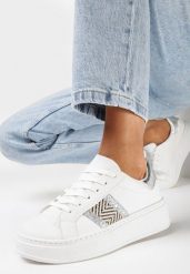 Biało-Srebrne Sneakersy na Grubej Podeszwie z Ozdobną Taśmą z Brokatem i Metaliczną Wstawką Pirnessa. Białe obuwie sportowe damskie Born2be, bez wzorów. Za 84.99 zł.