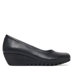 Czółenka Fly London. Czarne czółenka damskie Fly London, bez wzorów, bez obcasa, bez zapięcia. Za 469.99 zł.