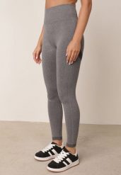 Szare Legginsy z Wysokim Stanem z Modelującymi Wstawkami Onorata. Szare legginsy damskie Born2be, m, bez wzorów, z jeansu. Za 59.99 zł.