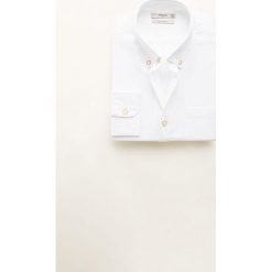 Mango Man - Koszula Oxford3. Szare koszule męskie Mango Man, z bawełny, button down, z długim rękawem. W wyprzedaży za 89.90 zł.