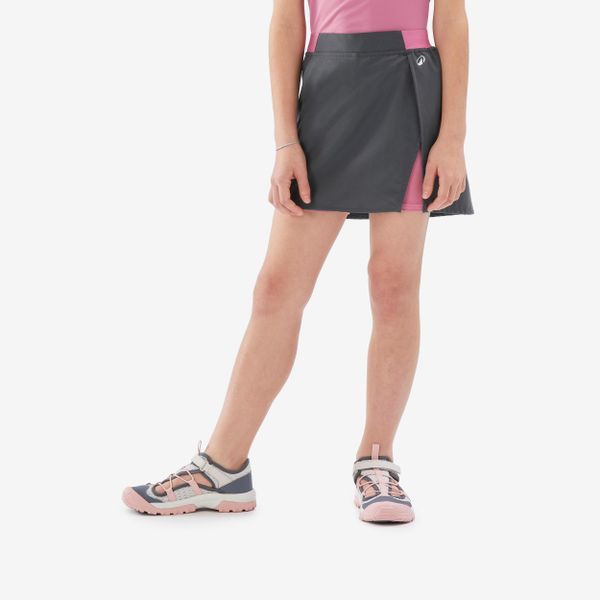 Spódnico-spodenki turystyczne dla dziewczynek MH100. Zielone spodenki dla dziewczynek QUECHUA, bez wzorów, z materiału, eleganckie. Za 39.99 zł.