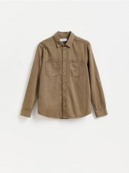 Jeansowa koszula regular fit - brązowy. Brązowe koszule męskie Reserved, l, bez wzorów, z denimu, bez kołnierzyka, bez ramiączek. Za 119.99 zł.