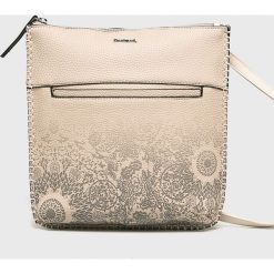 Desigual - Torebka. Szare torby na ramię damskie Desigual, bez wzorów, z materiału, casualowe, średnie, z nadrukiem, bez dodatków. W wyprzedaży za 139.90 zł.