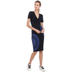 Desigual Kamizelka Damska Kamizelka Elif Marino 18wwvkaf 5001 (Rozmiar L). Spódnice damskie marki Desigual. W wyprzedaży za 252.00 zł.
