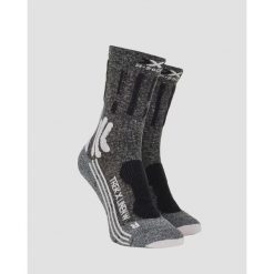 Skarpety damskie trekkingowe X-Socks Trek X Linen. Czarne skarpety damskie X-Socks, bez wzorów. W wyprzedaży za 120.00 zł.
