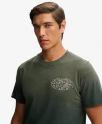 Superdry Lo-fi Outdoors Relaxed T-Shirt – 100% bawełna organiczna, relaxed. Zielone t-shirty męskie Superdry., m, bez wzorów, z bawełny, klasyczne, bez kołnierzyka. Za 172.10 zł.