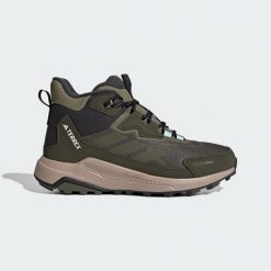Buty trekkingowe Terrex Anylander CLIMAWARM+. Brązowe trekkingi damskie Adidas, climawarm (adidas). Za 529.00 zł.