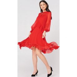 NA-KD Boho Sukienka z falbanką - Red. Sukienki damskie marki NA-KD Boho. Za 202.95 zł.