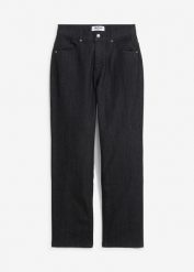 Dżinsy o kroju extra loose fit z prostymi nogawkami i regulowanym pasem. Szare jeansy dla chłopców bonprix, z jeansu. Za 94.99 zł.