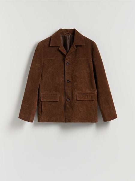 Zamszowa kurtka - brązowy. Brązowe kurtki męskie Reserved, l, bez wzorów, ze skóry, bez kaptura. Za 599.99 zł.