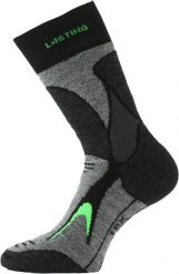 Skarpety trekkingowe z wełny merino TREX. Czarne skarpety damskie LASTING, bez wzorów, z dzianiny. Za 89.00 zł.