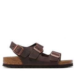 Sandały Birkenstock. Brązowe sandały damskie Birkenstock, bez wzorów, bez obcasa, na płaskiej podeszwie, bez zapięcia. Za 439.99 zł.