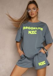 Granatowy Komplet z Wiskozą o Fasonie Oversize T-shirt i Szorty Lirafina. Niebieskie szorty damskie Renee, uniwersalny, bez wzorów, z wiskozy. Za 169.99 zł.